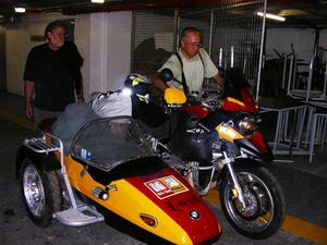 While visitng Atlantic Motorrad  back in 2010, I saw this sidecar combination